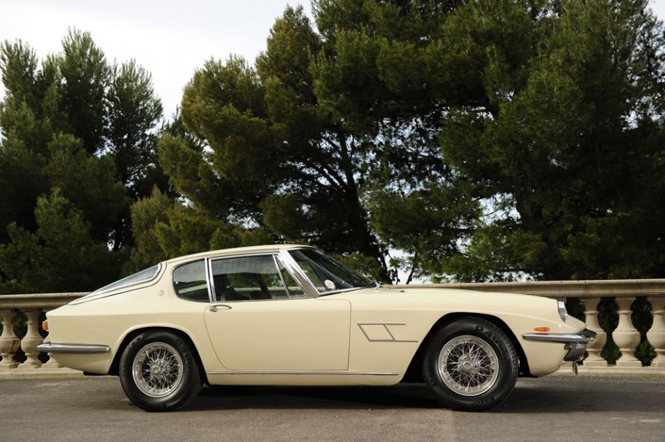 1967 MASERATI Mistral 4000 Coupe 