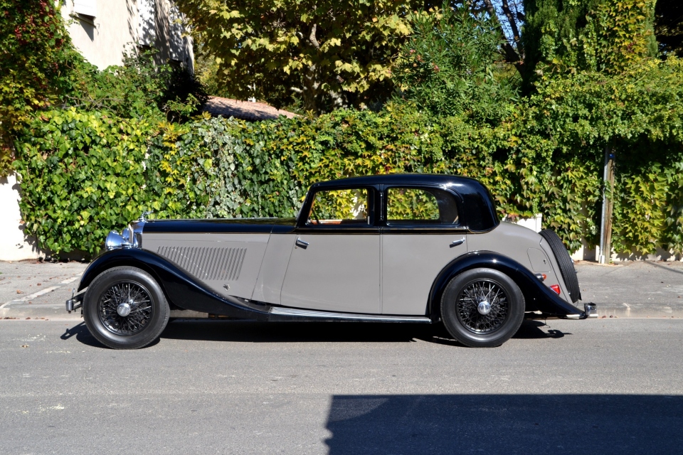 1935 BENTLEY 3 1/2 Litre Sports Saloon