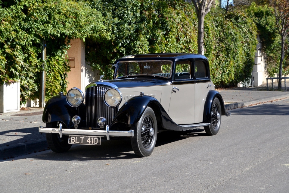 1935 BENTLEY 3 1/2 Litre Sports Saloon