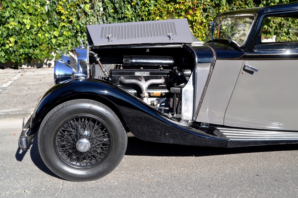 1935 BENTLEY 3 1/2 Litre Sports Saloon