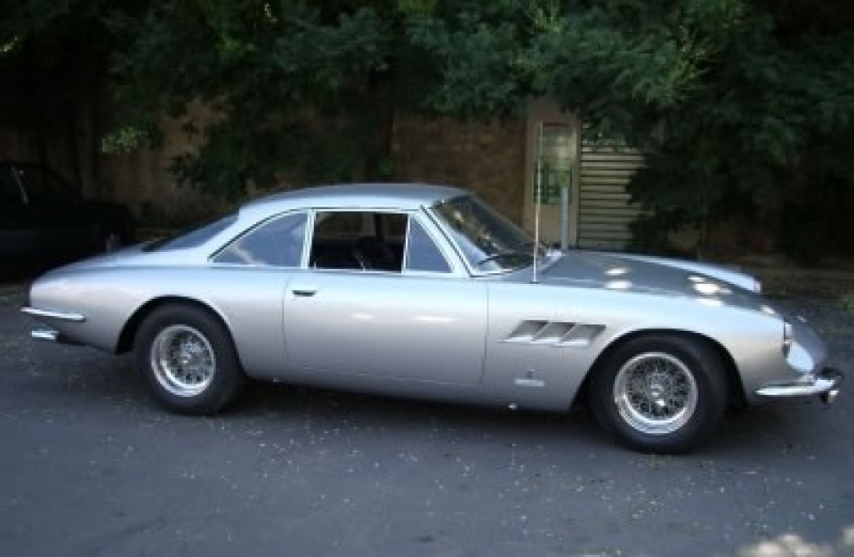 1966 FERRARI 500 Superfast